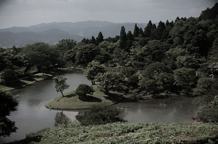 Yokuryuchi at Shugakuin Villa.