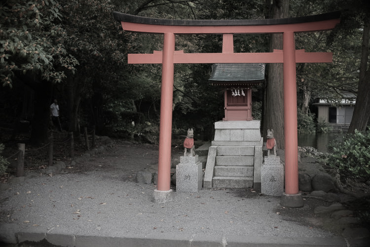 A small inari shrine near Mount Fuji