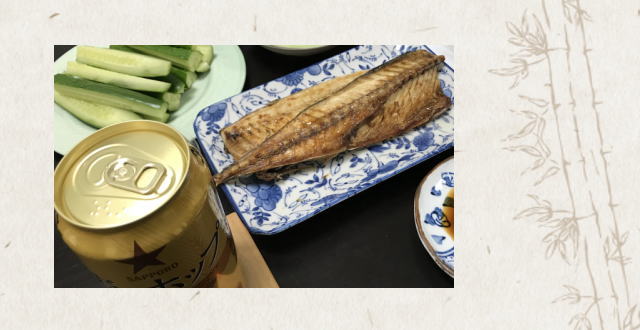 Dinner with grilled mackerel.