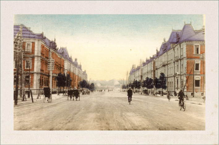 Marunouchi when it was called London Block. (一丁倫敦の頃の丸ノ内）